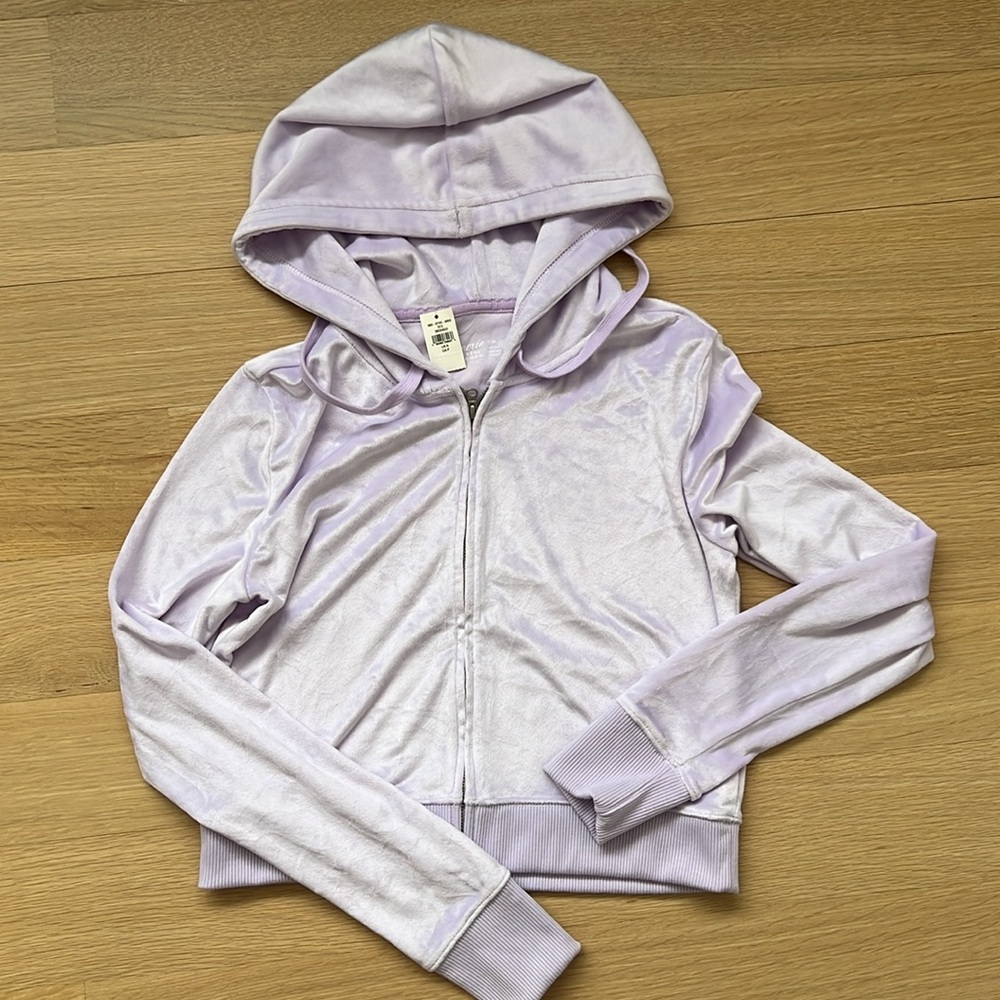 NWT Aerie Dreamy Velour Cropped Zip Up Hoodie Lilac Purple Size S Soft